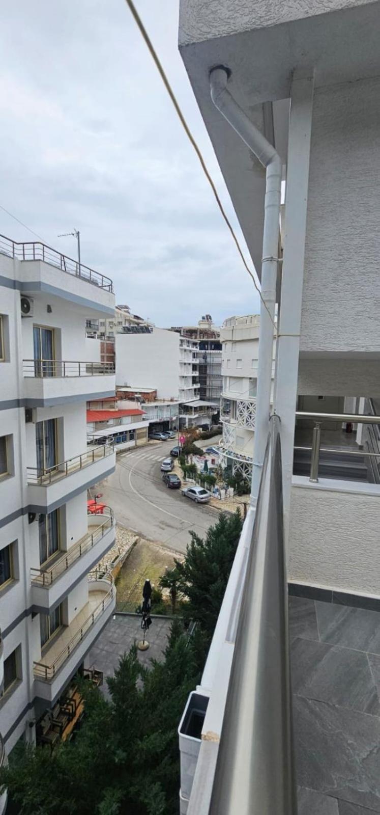 Hotel Edina Apartments By Hp Sarandë Exteriör bild