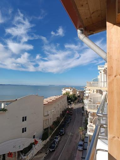 Hotel Edina Apartments By Hp Sarandë Exteriör bild